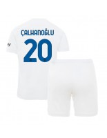 Inter Milan Hakan Calhanoglu #20 Venkovní dres pro děti 2023-24 Krátký Rukáv (+ trenýrky)